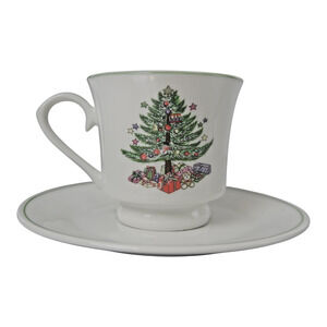 Gibson Christmas Tree Fine China Cups & Saucers Set of 4